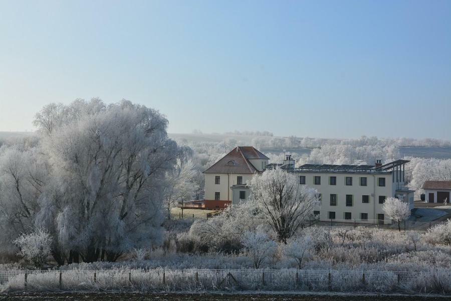 Jeleni Farma Jecmeniste Vrbovec Exterior foto