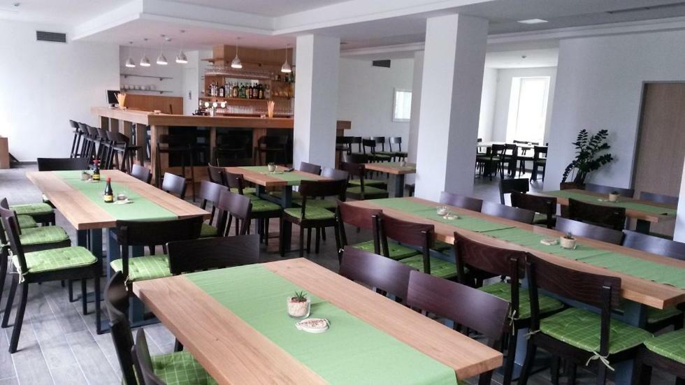 Jeleni Farma Jecmeniste Vrbovec Exterior foto